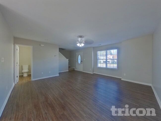 Photo - 1110 Hipp Rd