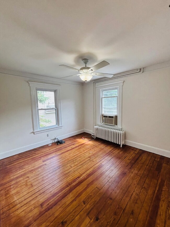 Photo - 133 Berry Hill Rd Unit 2