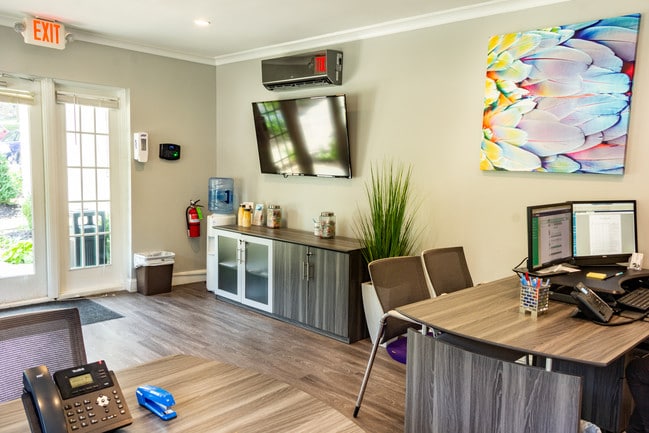 Photo - Sherwood Apartments