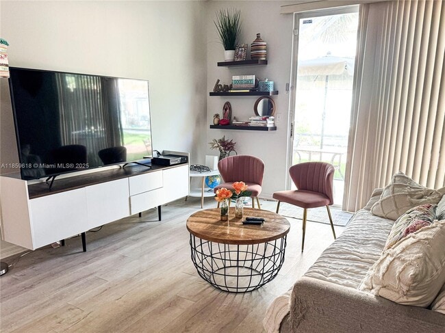 Building Photo - 1543 Barcelona Way Rental