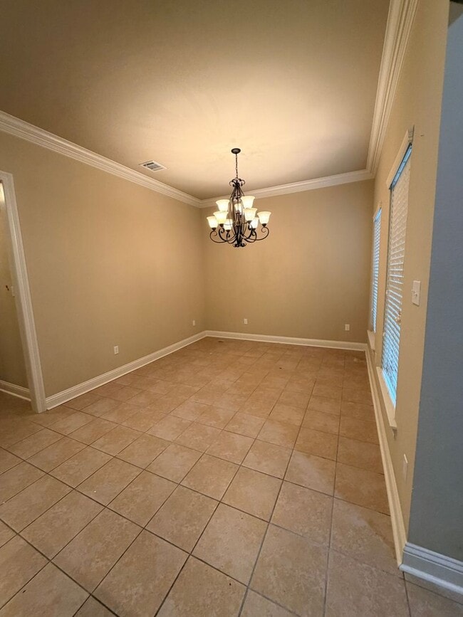 Photo - Beautiful 3 Bedroom Home in Island Park!