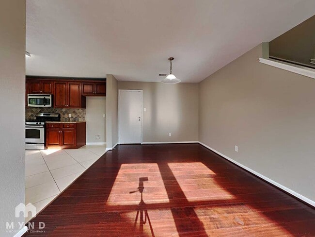 Photo - 8014 Arrington Forest Ln