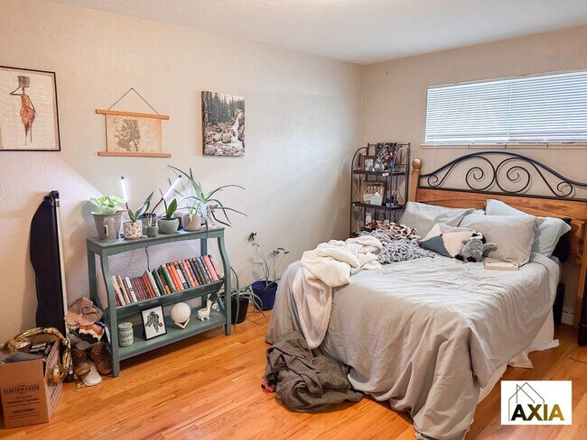 Photo - Gaylord St. Unit 1472
