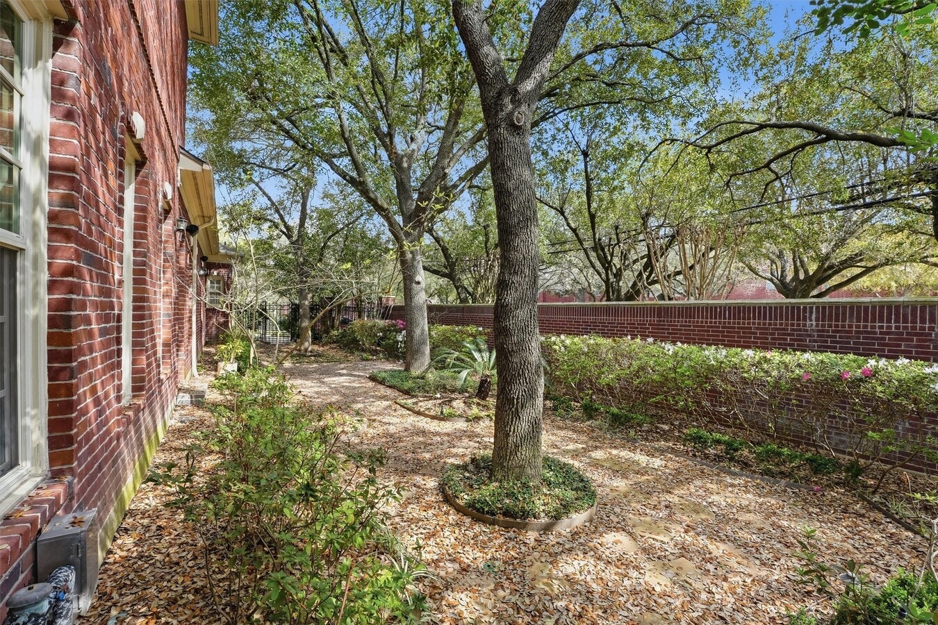 Photo - 3210 Maroneal St