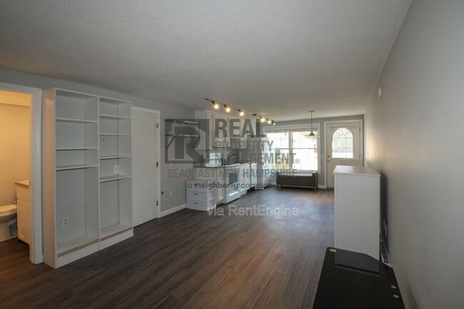 Photo - 93 Henry Law Ave Unidad 2