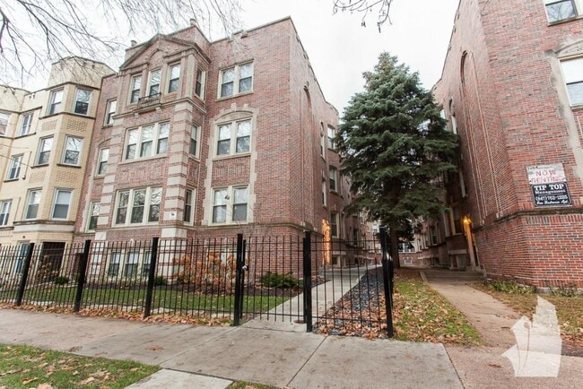 Building Photo - 5062 N Winchester Ave Unit 1W