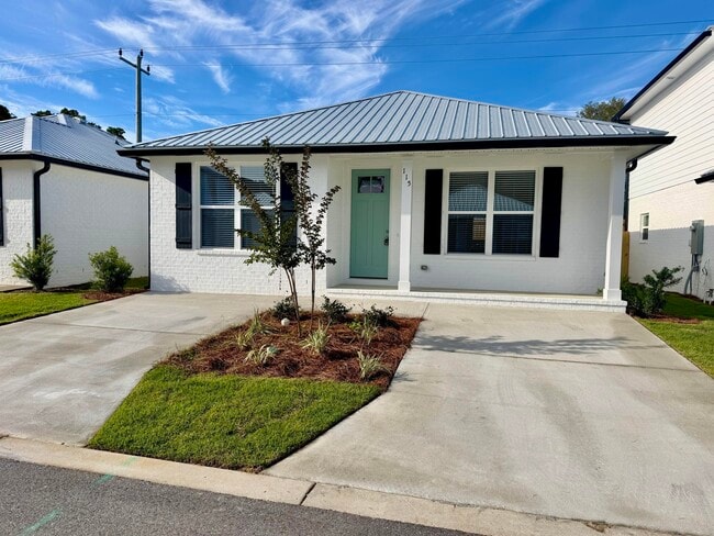 Building Photo - 115 Penny Ln