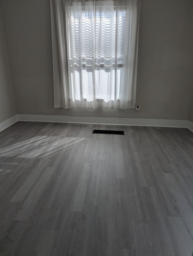 Photo - 3534 Flora Ave