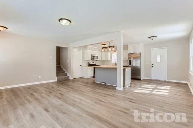 Photo - 7755 Eastwood Rd