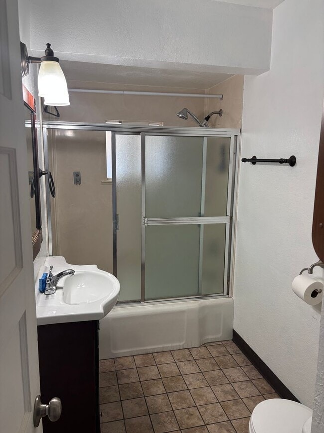 Photo - 2 BR 1 BA house with Bonus Room in Yuba City  AVAILABLE NOW!