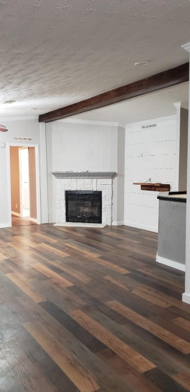 Building Photo - 25 Beautifully Maintained Rental