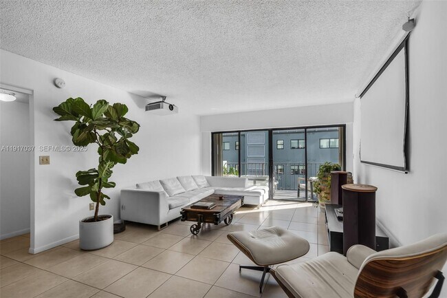 Photo - 575 Crandon Blvd Unit 504