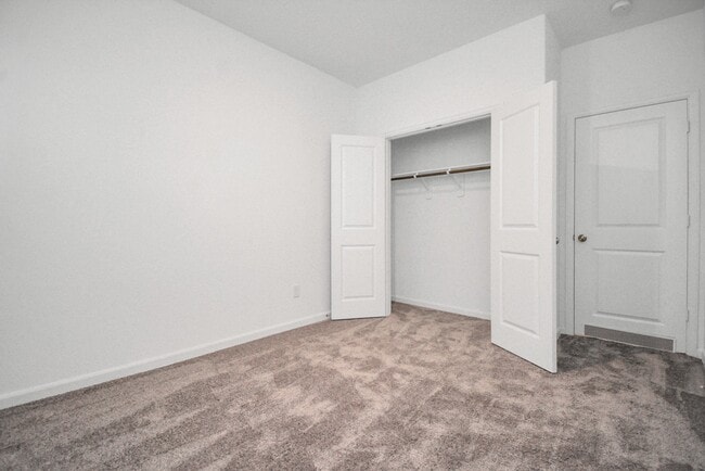 Building Photo - 11839 Knockdrin Dr