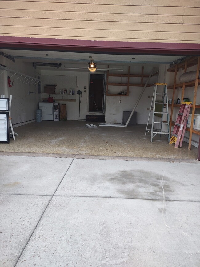 Photo - 4107 Brush Creek Rd