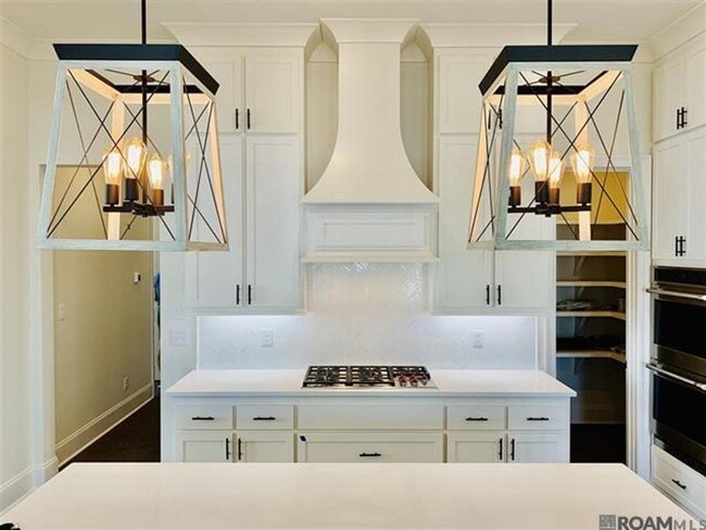 Photo - Rouzan Home