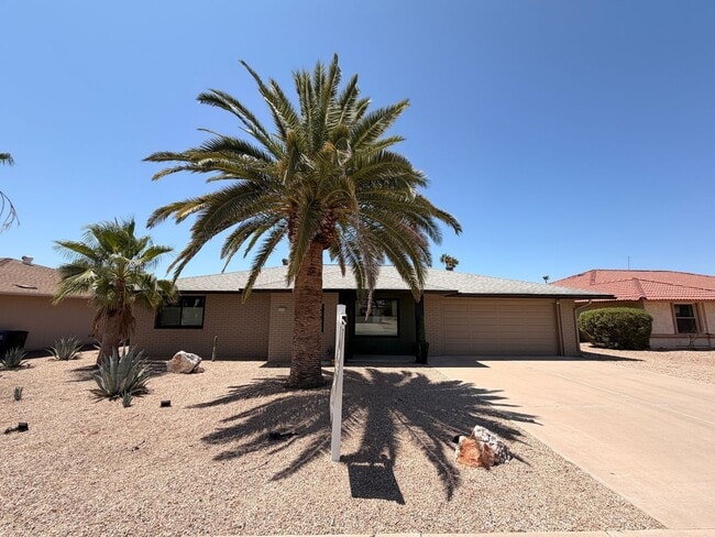 Building Photo - 13139 W Seville Dr