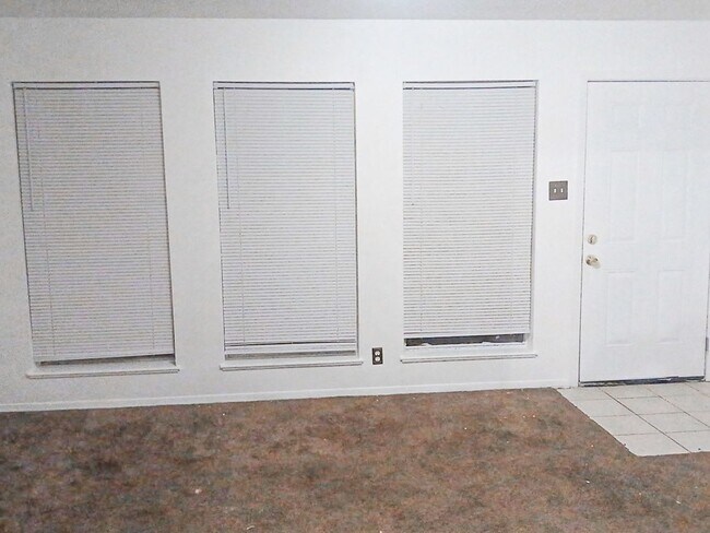 Photo - 706 Birch Dr Unit 708