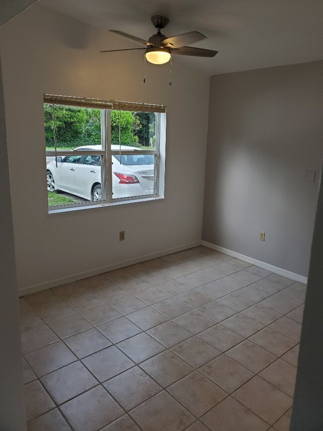 Photo - 1066 Philippe Pkwy