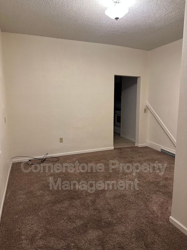 409 S 13th St Condo For Rent in Fort Dodge, IA