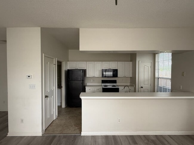 Photo - Condo Townhouse in Castleton Camden Village