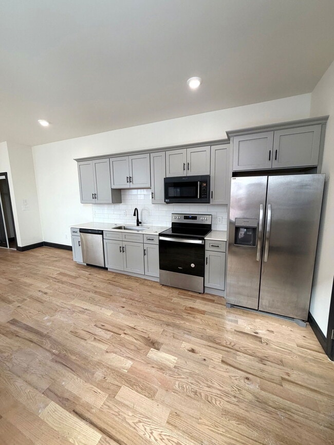 Photo - 709 N Duke St Unit 2