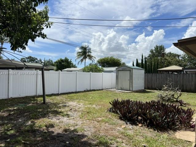 Photo - 2201 N 57th Ave