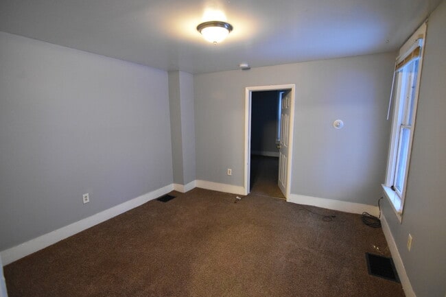 Photo - 87 Clinton Ave Unit 1