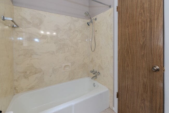 Photo - 6638 Lexington Dr