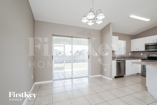 Photo - 2715 SW 1st Pl