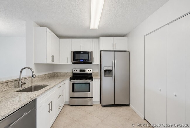 9767 Kamena Cir