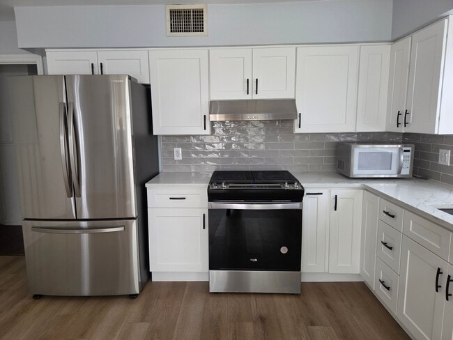 Photo - 116 Greenlawn Ave