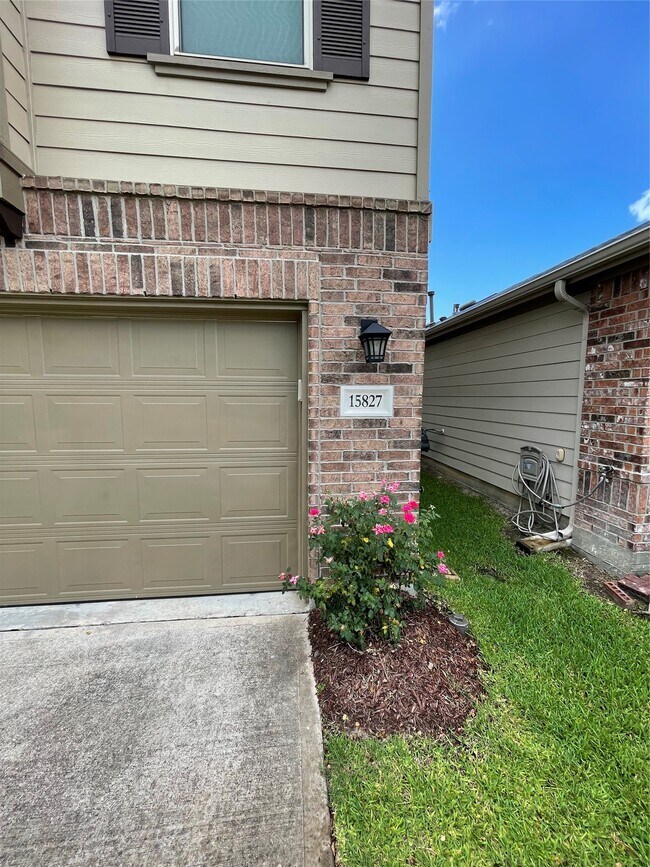 Photo - 15827 Copper Oak Ln