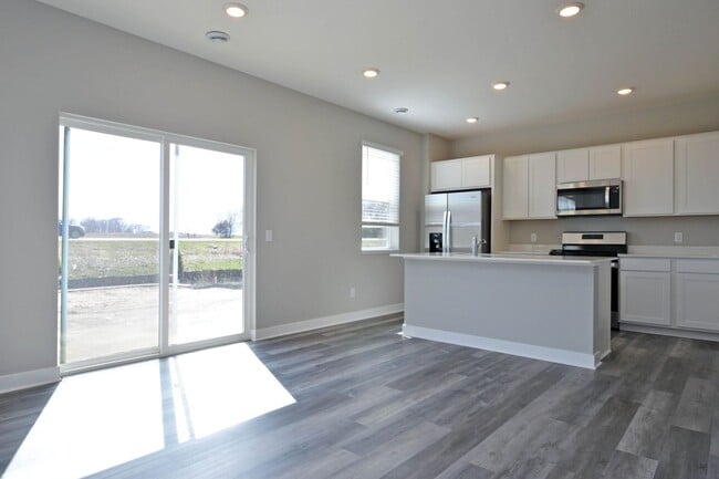 Photo - 23465 Ashbury Dr