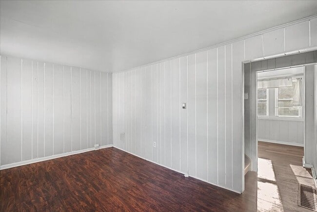 Photo - 1314 Argus Rd