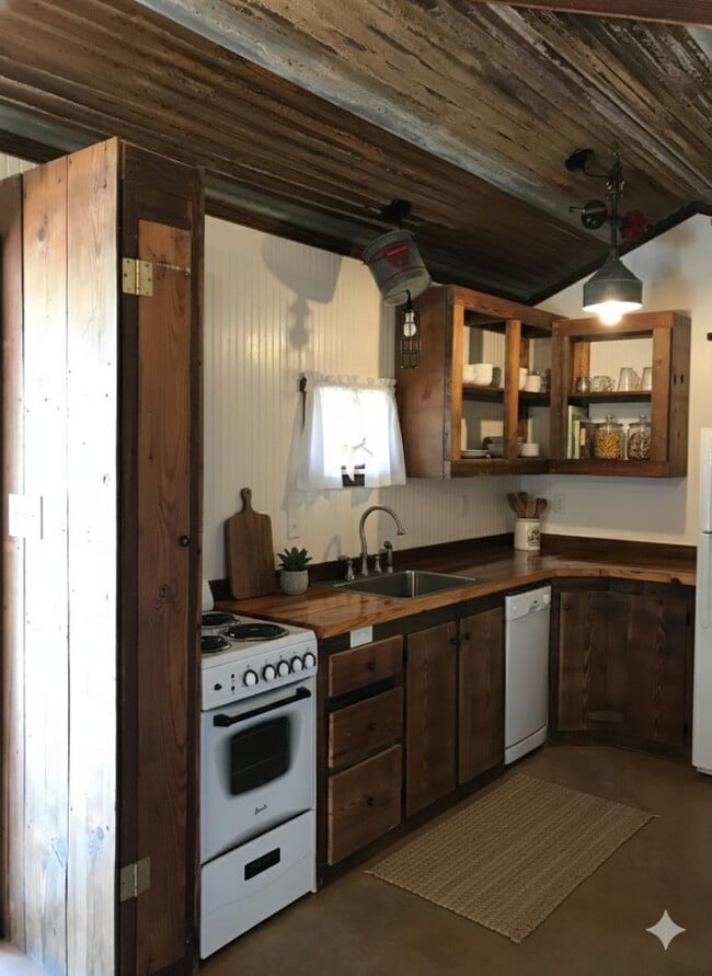 Photo - 601A Live Oak Street