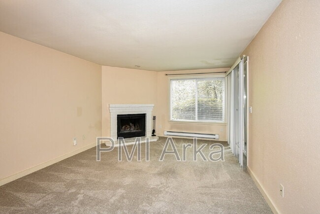 Photo - 11309 NE 128th St Unit Apt F102