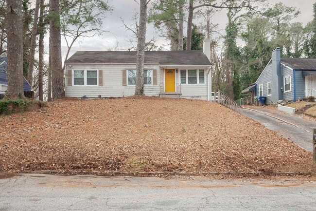 Building Photo - Spacious 3bd/2ba w/ Large Backyard & Close to ATL Beltline!