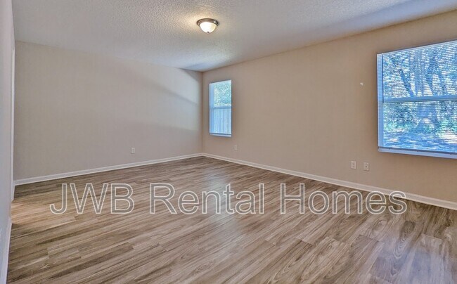 Photo - 7621 Arble Dr