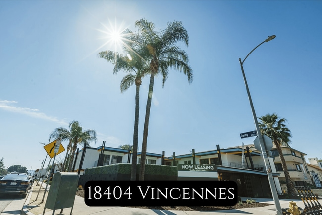 Photo - 18407 Dearborn Street