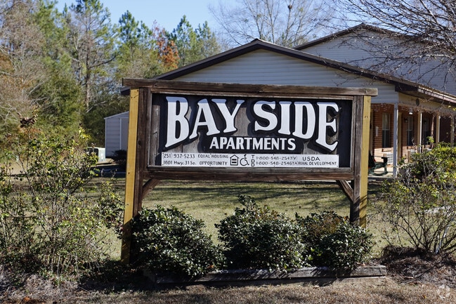 Bayside Apartments - Bayside Apartments