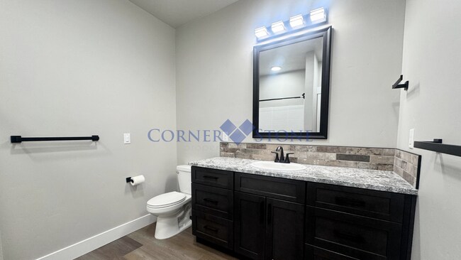 Photo - Brand New Duplex in Meridian!