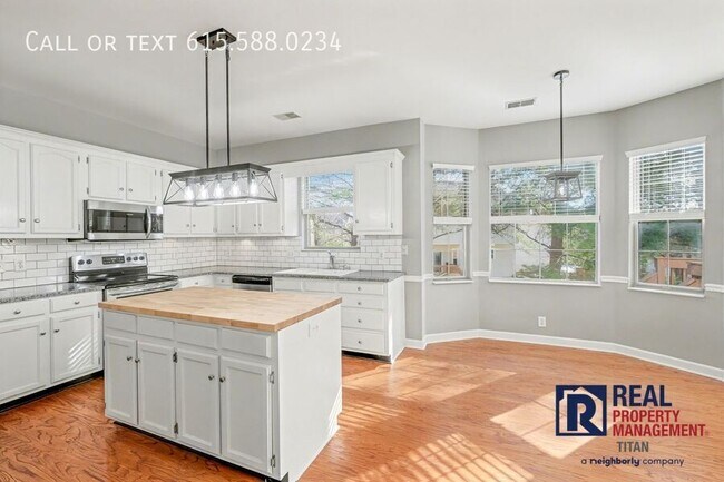 Photo - 205 Seneca Ct