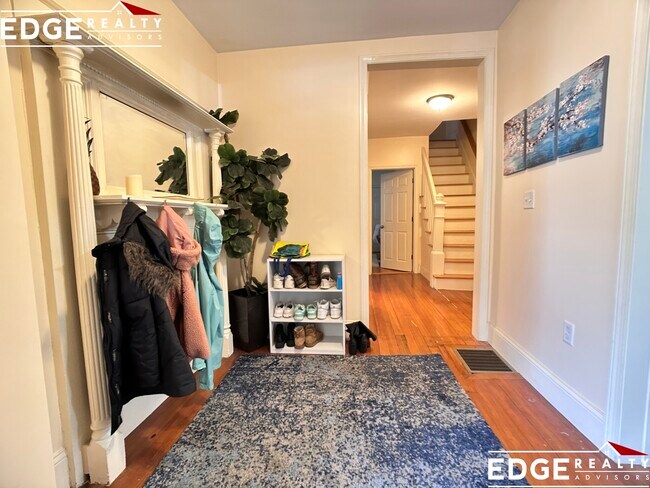 Photo - 74 Brooks St Unidad 1