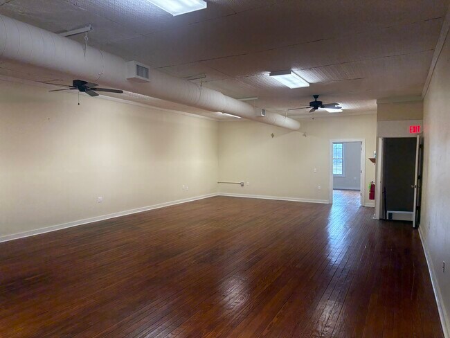 Photo - 106 W 7th St Unit 106