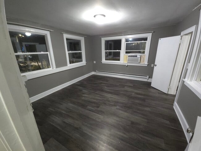 Photo - 3603 Waukegan Rd Unit B