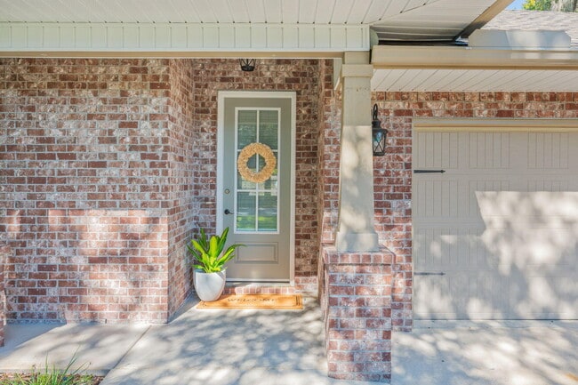 Photo - 339 Elliott Rd SE