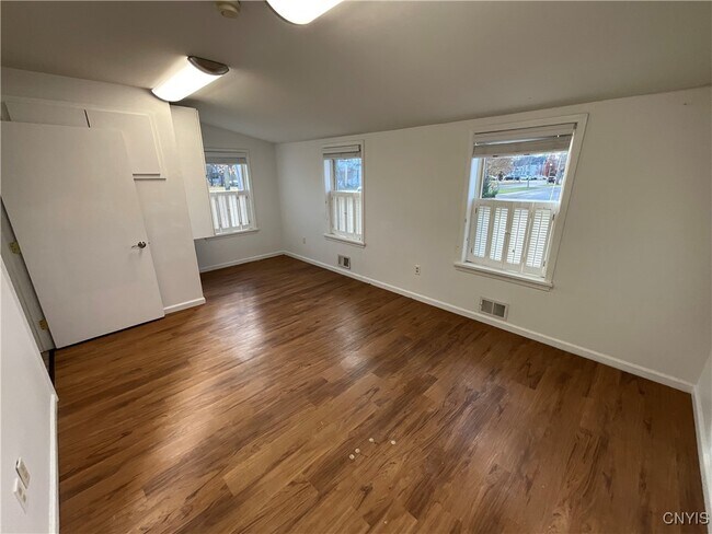 Photo - 127 Winslow St