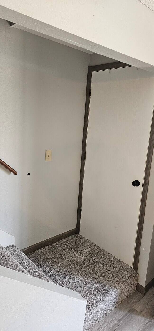 Photo - 1303 Penney Ln