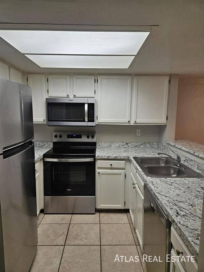 Photo - 1645 W Baseline Rd