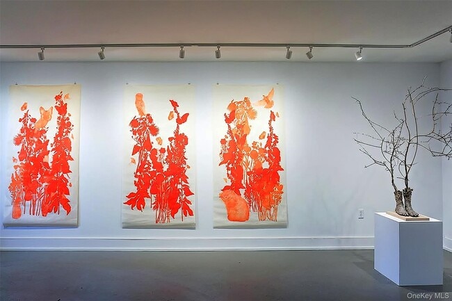 Photo - 362 1/2 Warren St